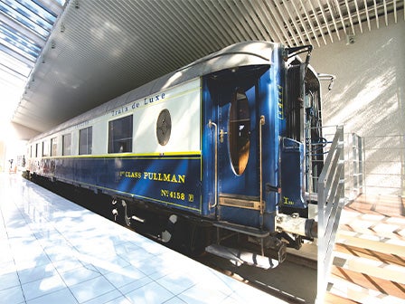 中部発 日帰り ルネ・ラリックが手掛けた装飾に囲まれて味わう、美食。Orient Express Special Lunch2